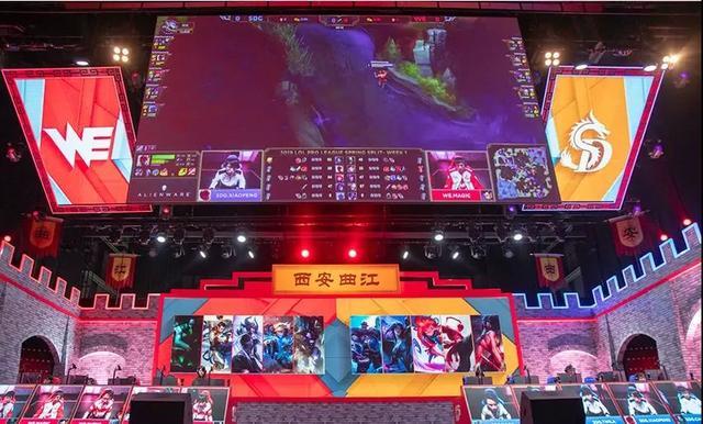 晰而克制的 晰而克制的