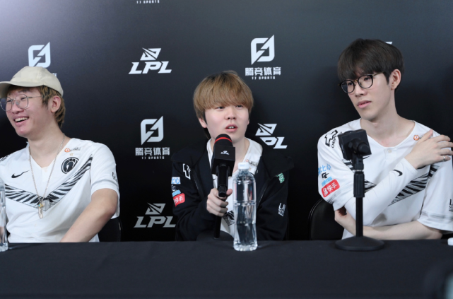 作与知识科 作与知识科